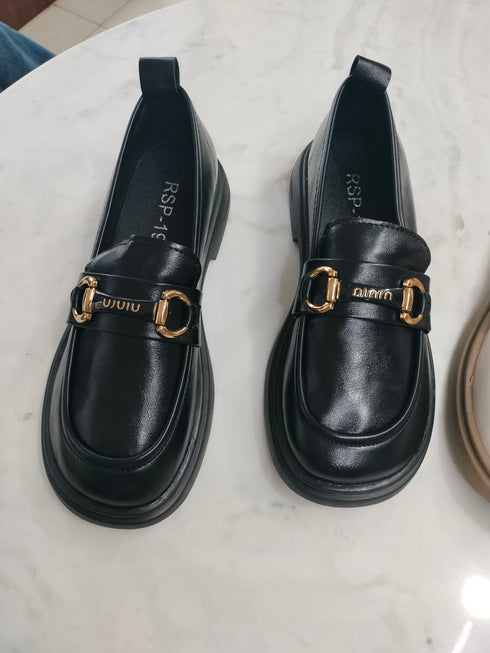 Women Casual Metal Decor Loafers Shoes